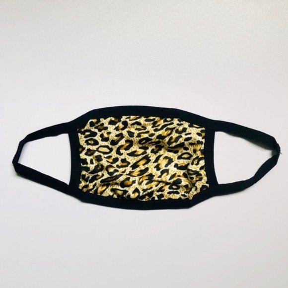 NEW Two Fun Washable Leopard & Floral Print Stretchy Fabric Face Masks Adult OS - Picture 2 of 10